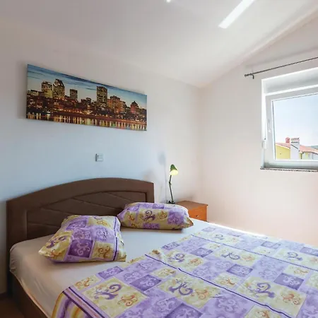 Holiday home Cozy In With Kitchen Banjole
